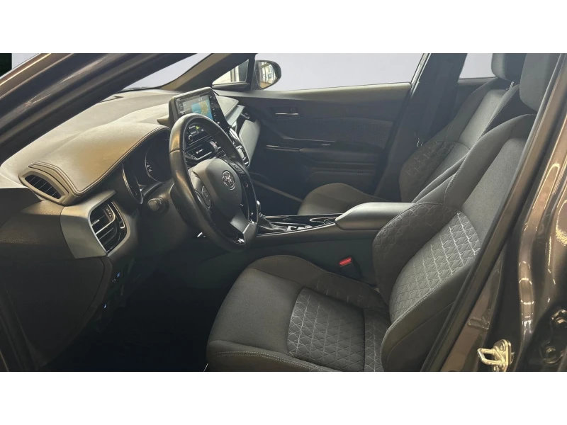 Toyota C-HR Месечна вноска от 340  , снимка 12 - Автомобили и джипове - 53499462