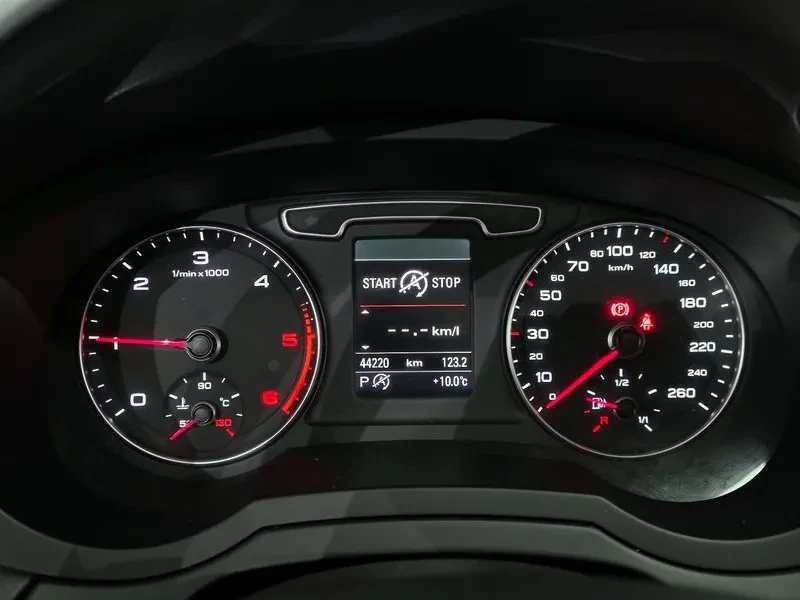 Audi Q3 30 Tdi Quattro 8U, снимка 8 - Автомобили и джипове - 55220548