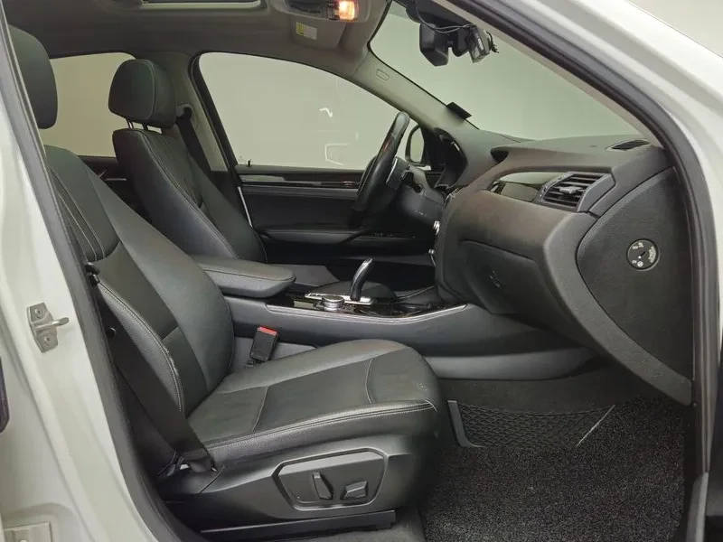 BMW X4 xDrive 20D, снимка 11 - Автомобили и джипове - 55352071