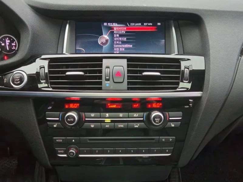BMW X4 xDrive 20D, снимка 13 - Автомобили и джипове - 55352071