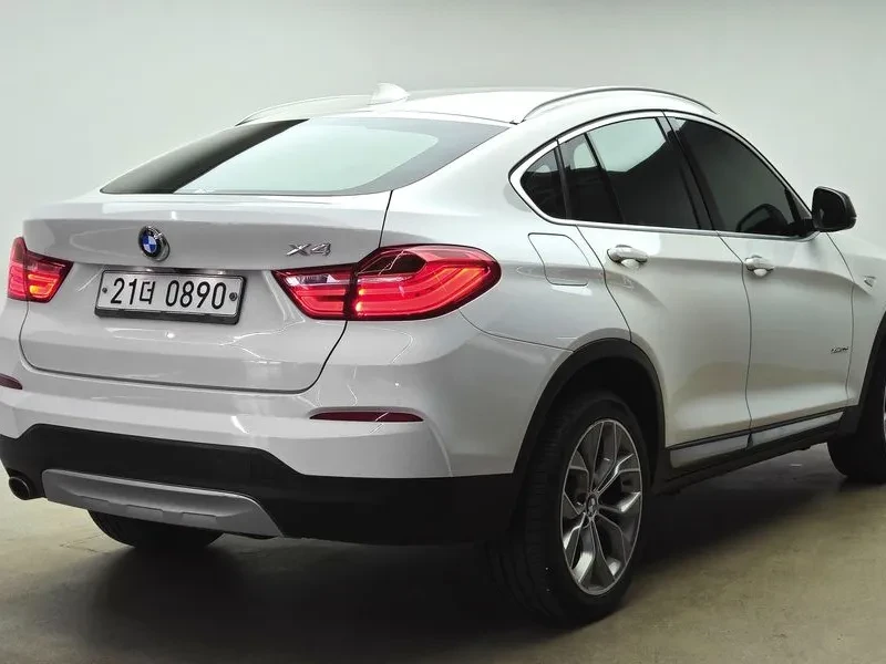 BMW X4 xDrive 20D, снимка 2 - Автомобили и джипове - 55352071