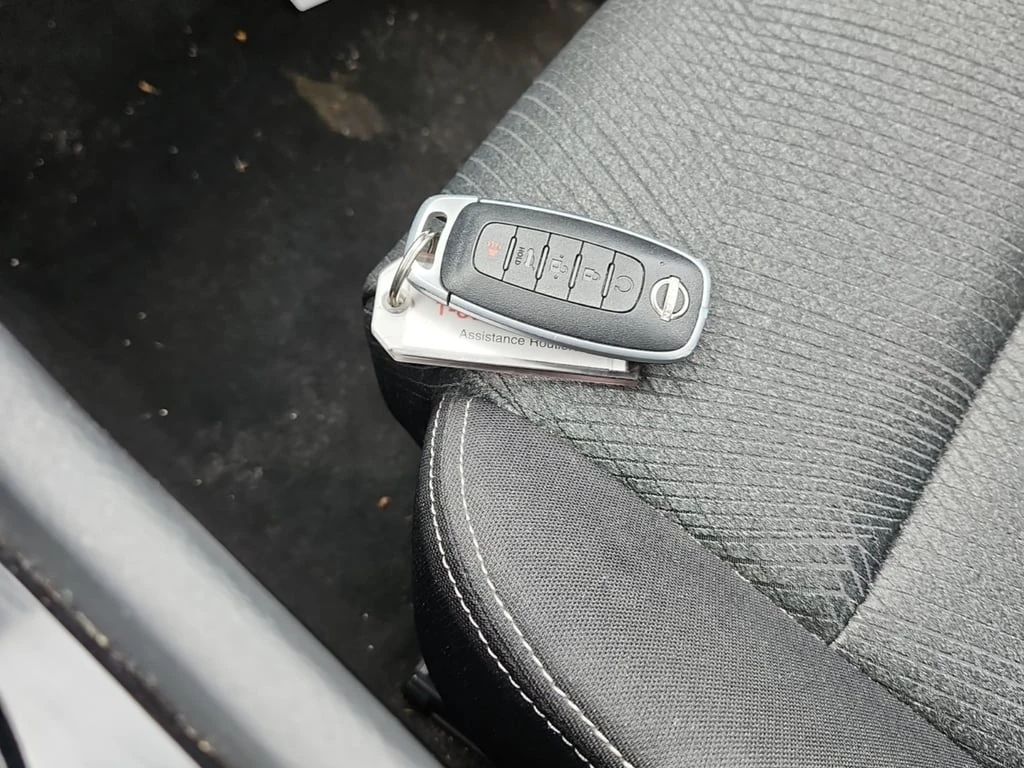 Nissan Rogue * SV MOONROOF * CARFAX * БЕЗ ПЪРВОНАЧАЛНА ВНОСКА - изображение 8