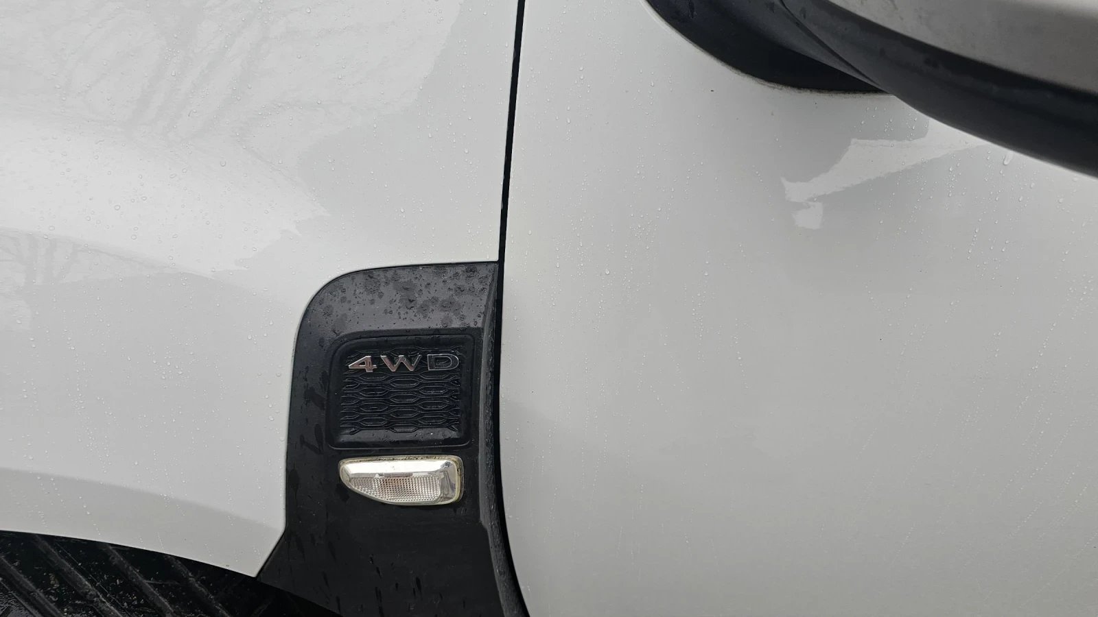 Renault Duster 2.0i 16V 4x4 - изображение 8