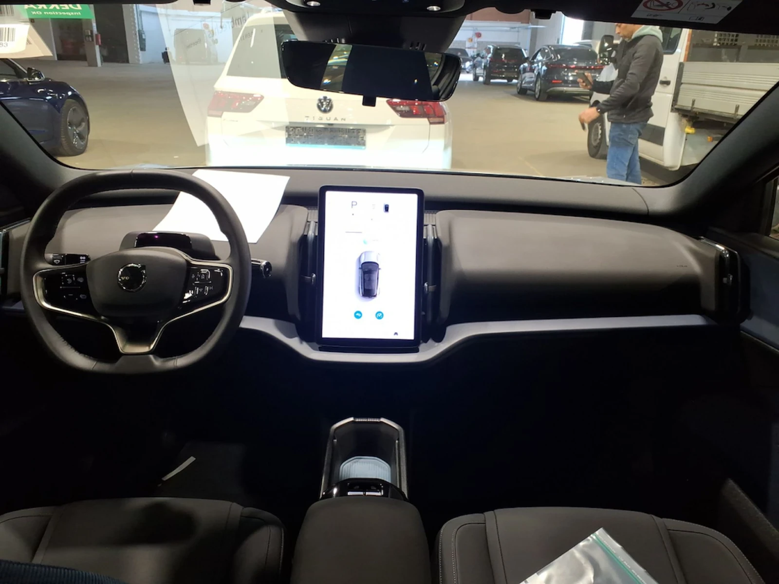 Volvo EX30 Extended Range Core, снимка 5 - Автомобили и джипове - 54124779