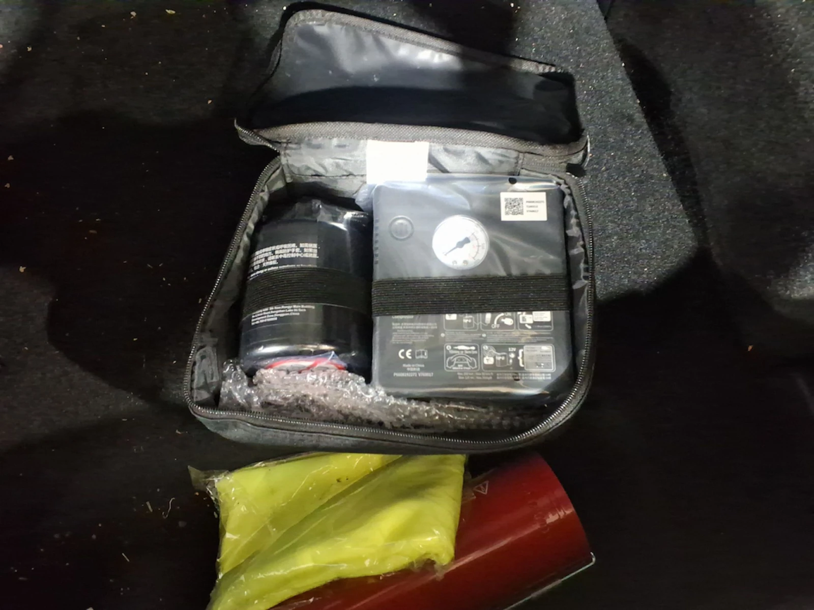 Volvo EX30 Extended Range Core, снимка 10 - Автомобили и джипове - 54124779