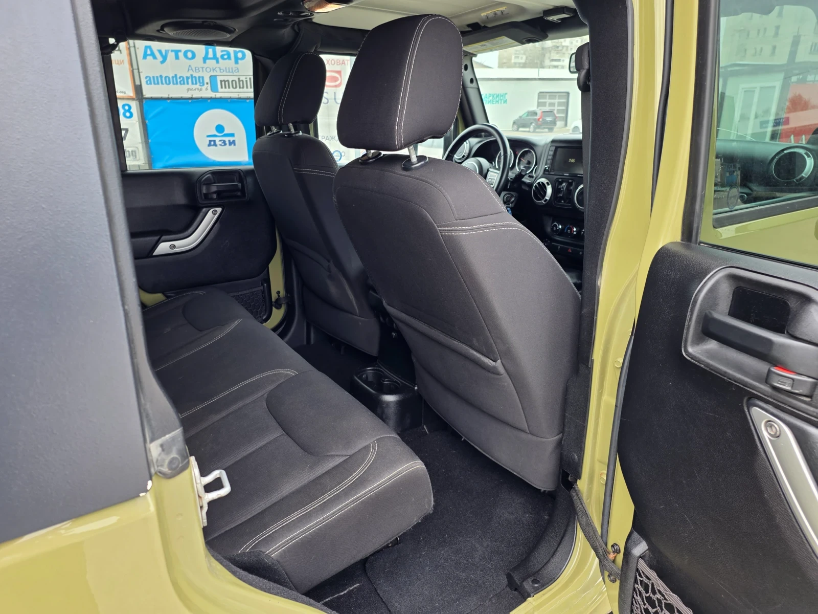 Jeep Wrangler, снимка 10 - Автомобили и джипове - 54214627