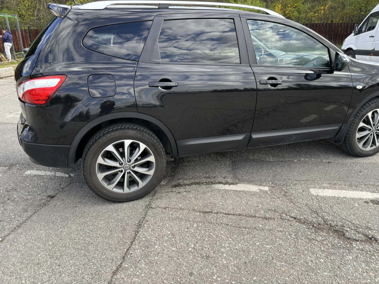 Nissan Qashqai 2 plis, снимка 3 - Автомобили и джипове - 54297024