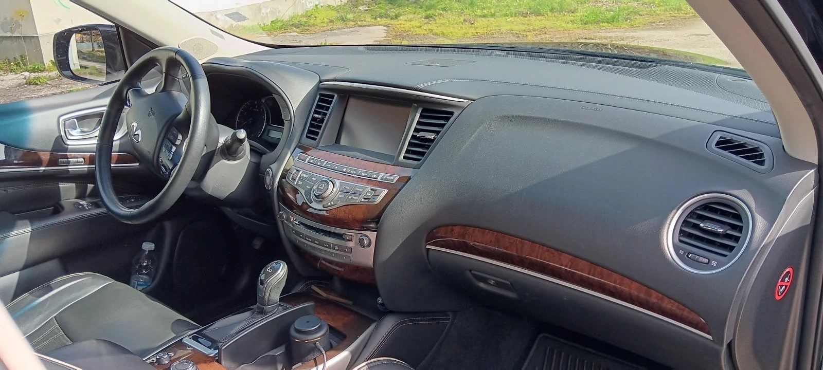 Infiniti QX60, снимка 9 - Автомобили и джипове - 54315427