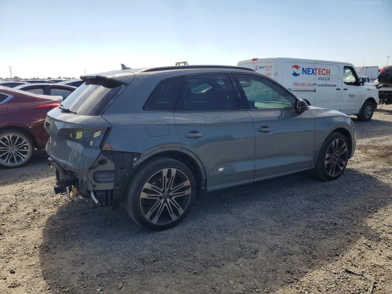 Audi SQ5 PREMIUM PLUS| BANG&OLUFSEN| HUD| ПАНО, снимка 6 - Автомобили и джипове - 54566397