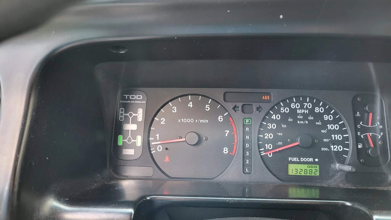 Isuzu Trooper, снимка 7 - Автомобили и джипове - 54681783