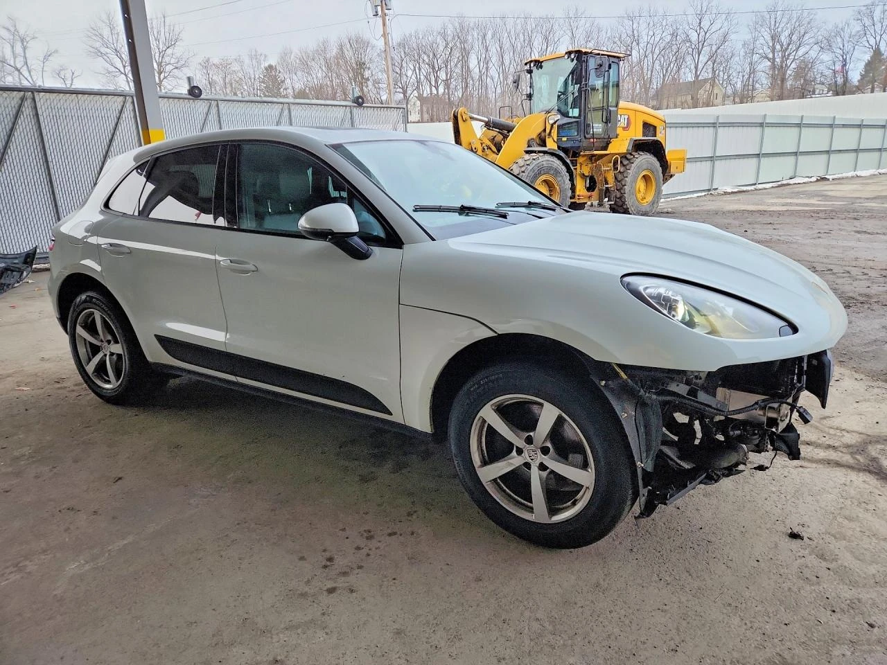 Porsche Macan 2.0l, снимка 4 - Автомобили и джипове - 54731217
