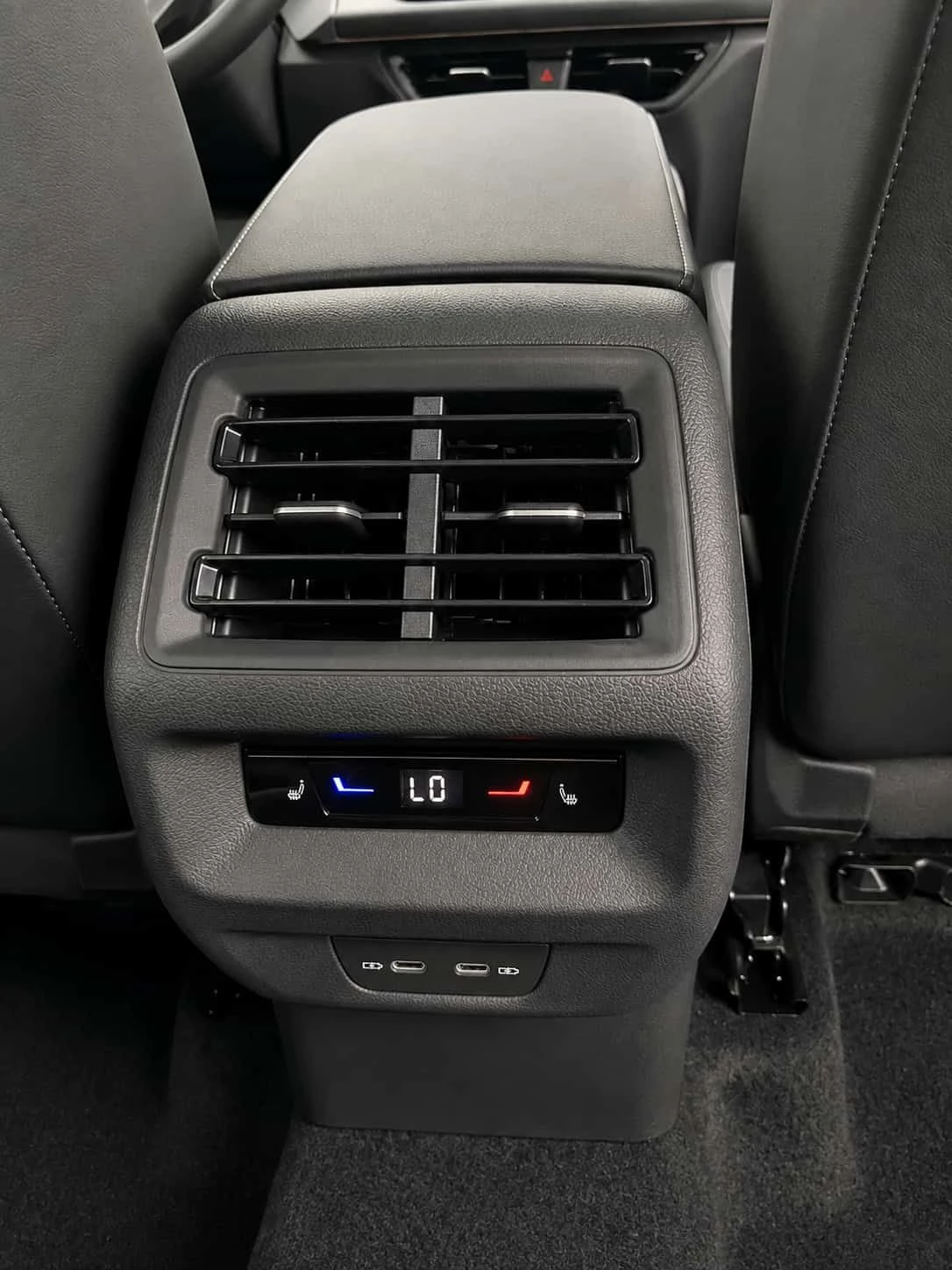 VW Tiguan Highline R Line / ������ / 360 / ���������  | Mobile.bg � ����������� 16