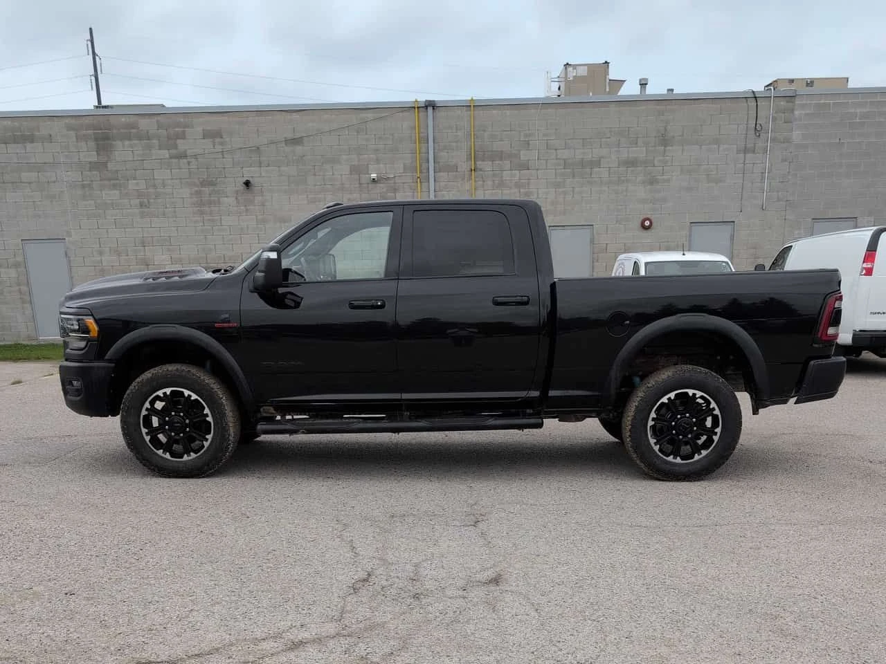 Dodge RAM 2500 * Rebel * CARFAX * ОПЦИЯ ЗА ФИНАНСИРАНЕ, снимка 2 - Автомобили и джипове - 55624079