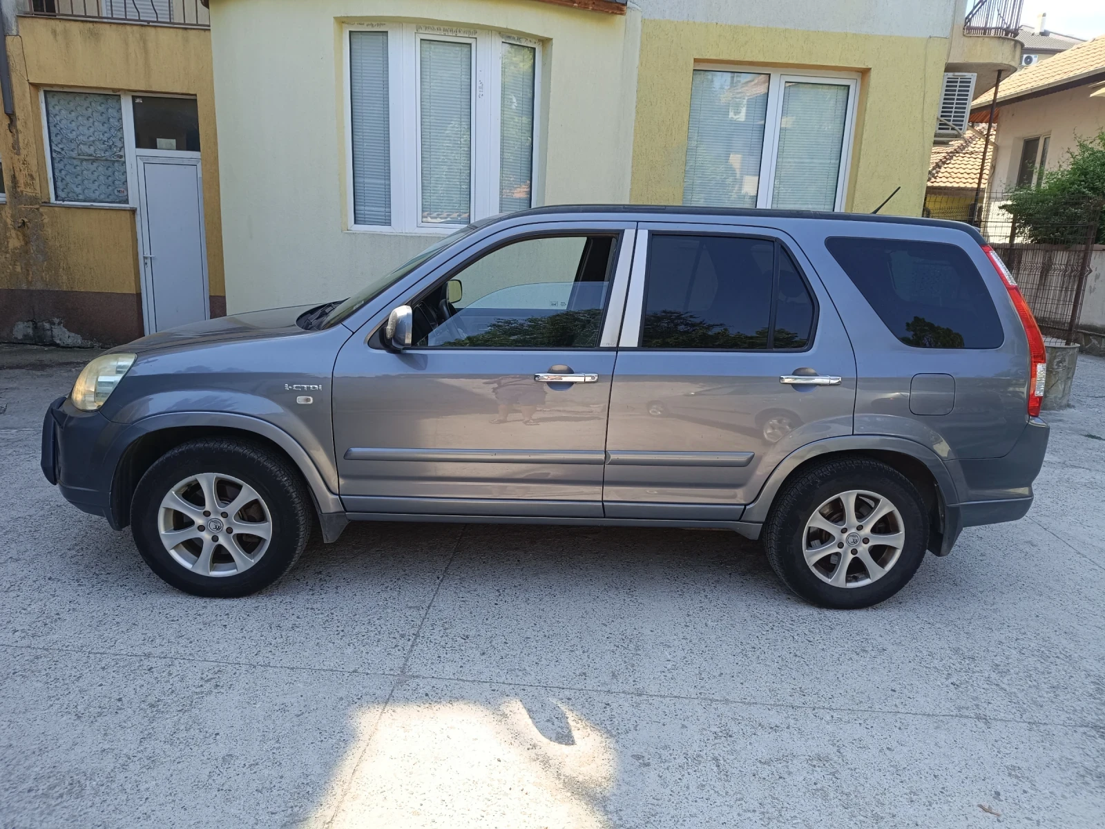 Honda Cr-v, снимка 2 - Автомобили и джипове - 55657986