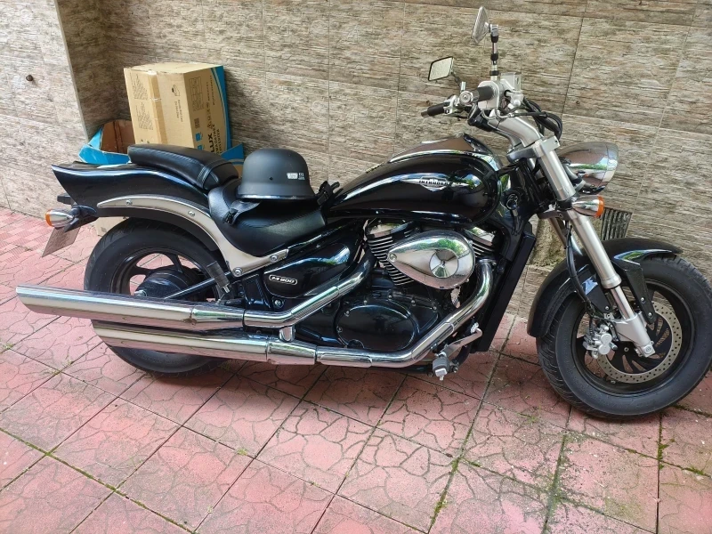 Suzuki Intruder M800