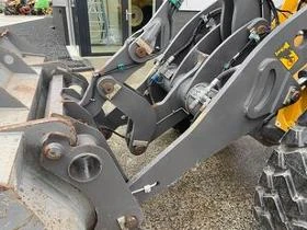 Челен товарач Volvo L45G, снимка 10