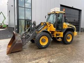 Челен товарач Volvo L45G, снимка 1