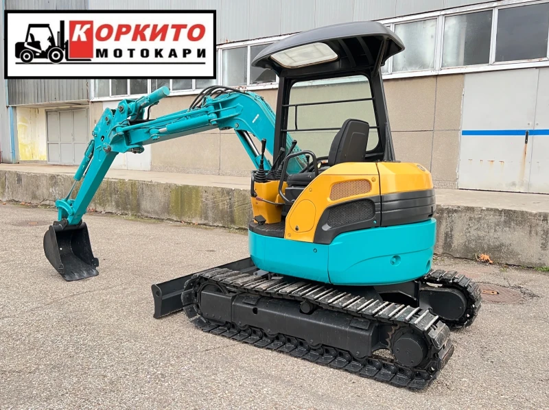 Багер Kubota 3 Тона / Като Нов!!!, снимка 3 - Индустриална техника - 48587853