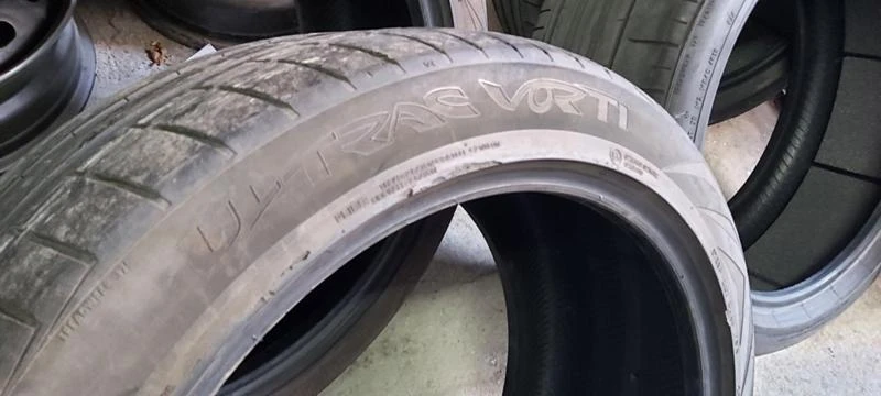 Гуми Летни 275/40R20, снимка 6 - Гуми и джанти - 33641491