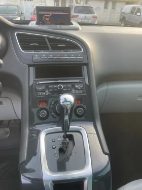 Peugeot 5008 2.0 HDI AUT NAVI DVD 6+ 1, снимка 14