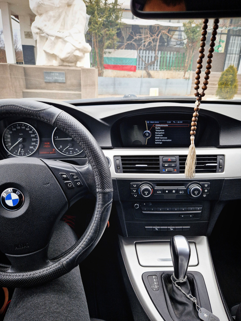 BMW 320, снимка 7 - Автомобили и джипове - 46056172