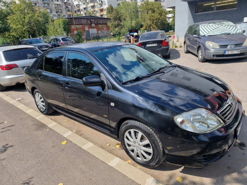 Toyota Corolla КАПАРИРАНА, снимка 4 - Автомобили и джипове - 47696571