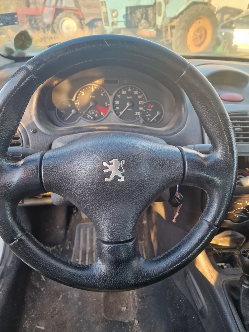 Peugeot 206, снимка 4 - Автомобили и джипове - 48030899