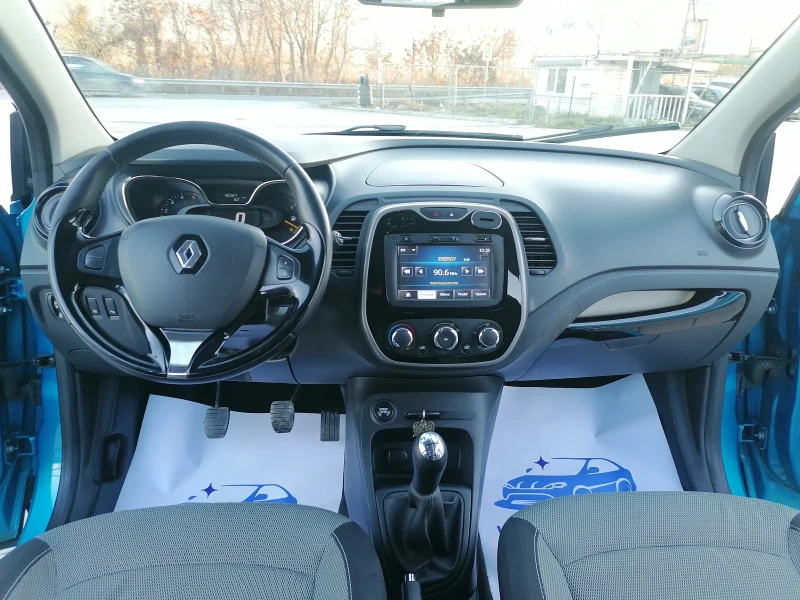 Renault Captur, снимка 13 - Автомобили и джипове - 48041879