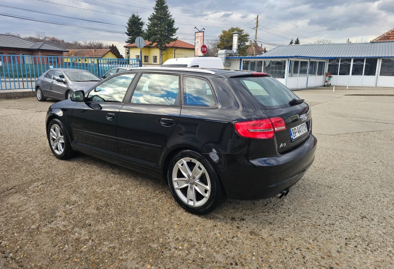 Audi A3 1.8 T, снимка 7 - Автомобили и джипове - 48647946