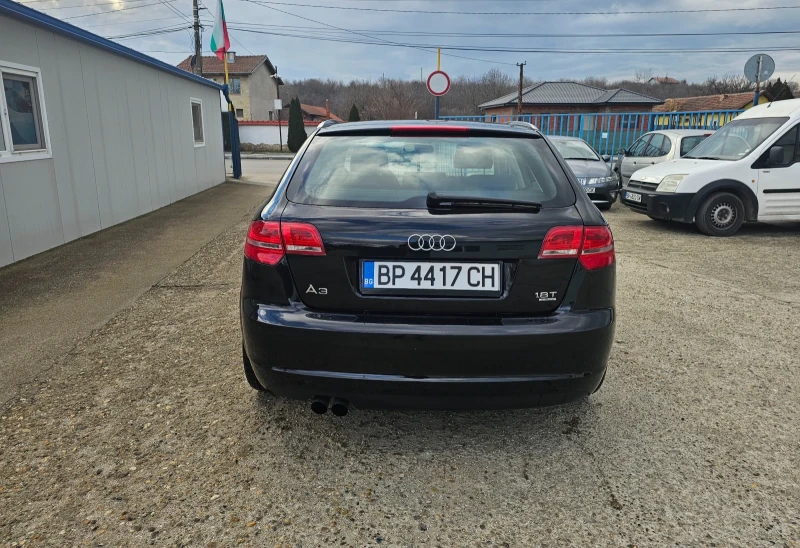 Audi A3 1.8 T, снимка 6 - Автомобили и джипове - 48647946