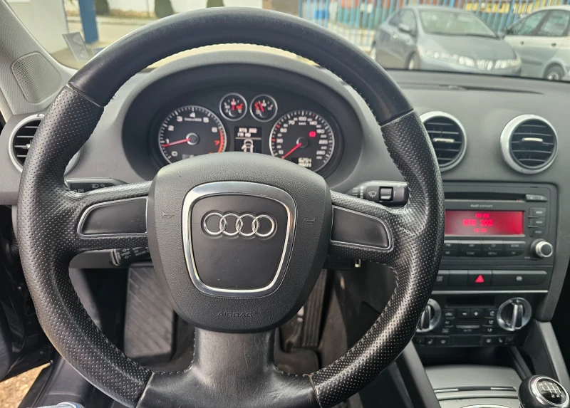 Audi A3 1.8 T, снимка 14 - Автомобили и джипове - 48647946