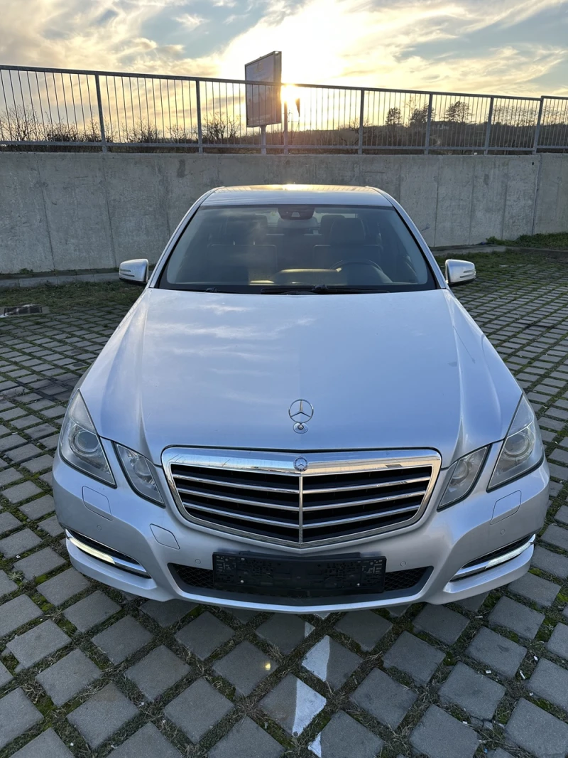 Mercedes-Benz E 250 CDI, снимка 2 - Автомобили и джипове - 48679390