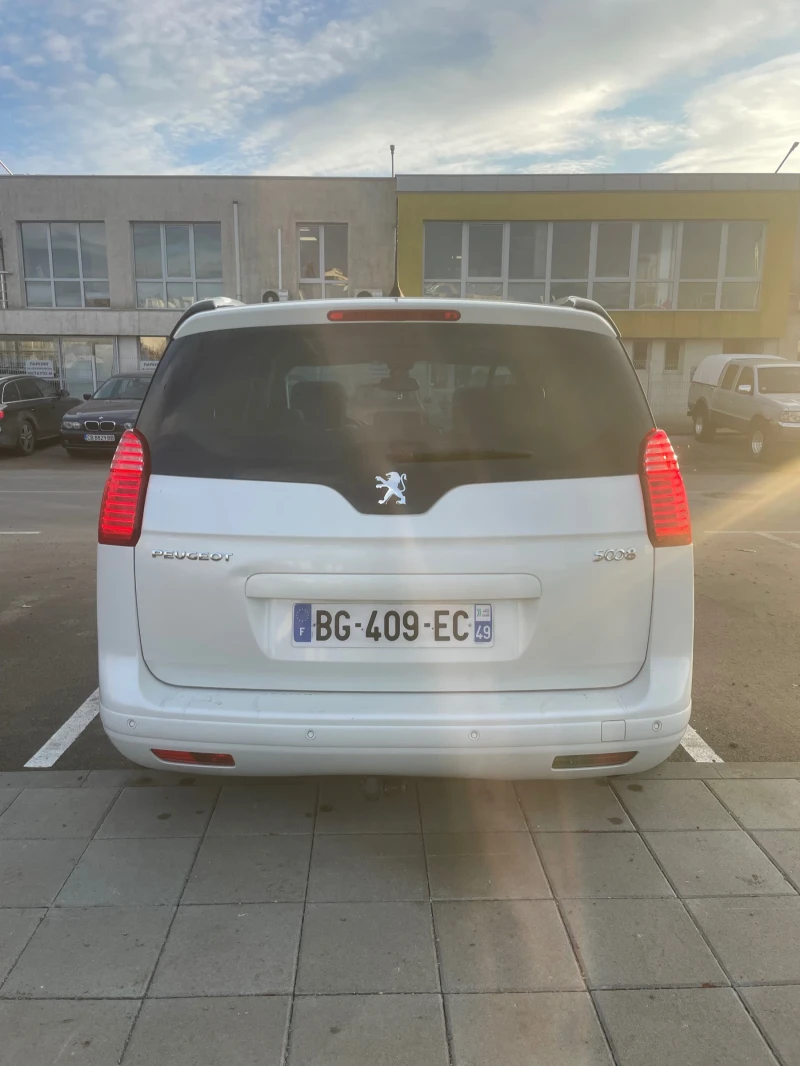 Peugeot 5008 2.0 HDI AUT NAVI DVD 6+ 1, снимка 5 - Автомобили и джипове - 48831784