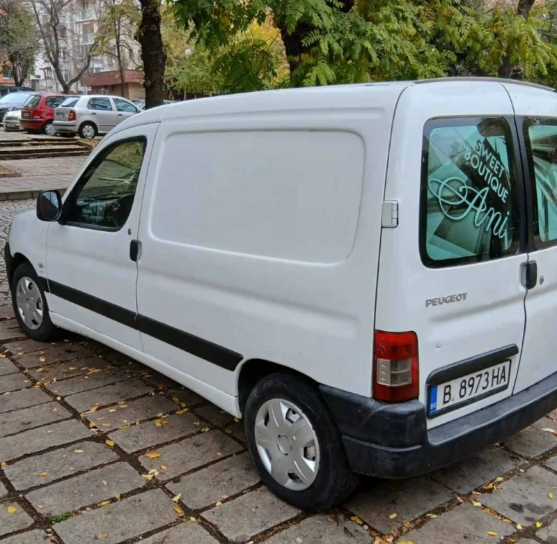Peugeot Partner, снимка 2 - Автомобили и джипове - 52351113