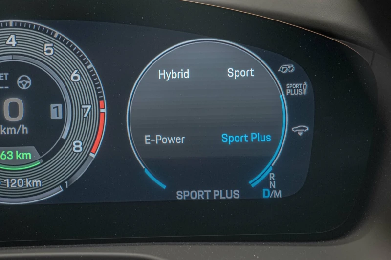 Porsche Panamera Turbo E-Hyb/PDLS+ /PDK/Active Ride/Burm/Beifahrer-, снимка 14 - Автомобили и джипове - 52439985