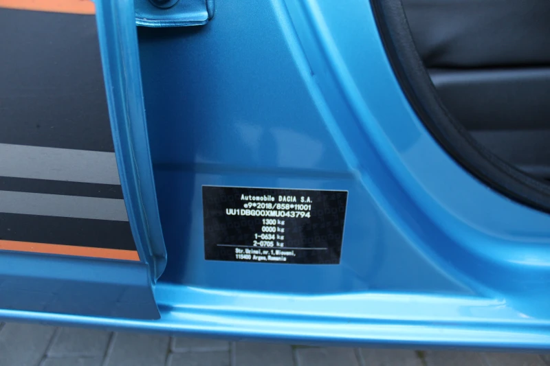 Dacia Spring 33kw, снимка 8 - Автомобили и джипове - 52615884