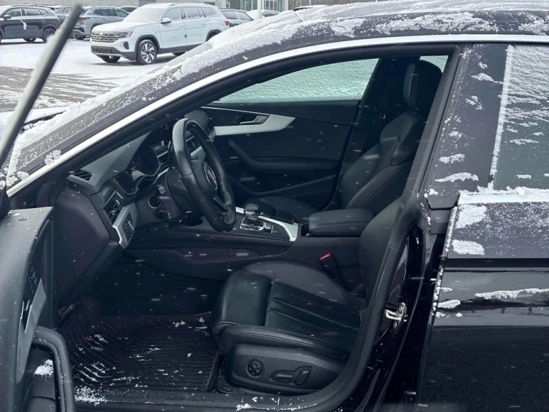 Audi A5 * Progressiv * CARFAX * БЕЗ ПЪРВОНАЧАЛНА ВНОСКА, снимка 12 - Автомобили и джипове - 52638913