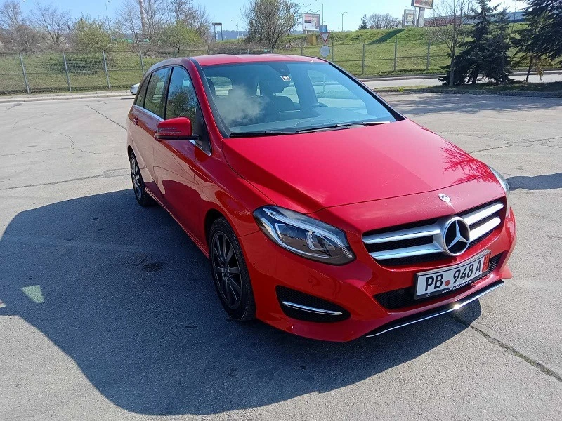 Mercedes-Benz B 180, снимка 2 - Автомобили и джипове - 47320112