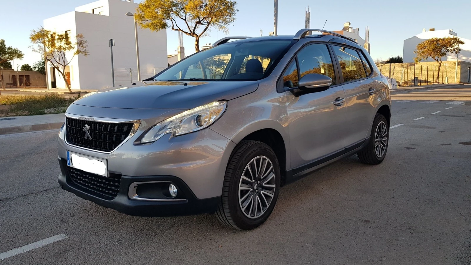 Peugeot 2008 110hp. Facelift! - изображение 3