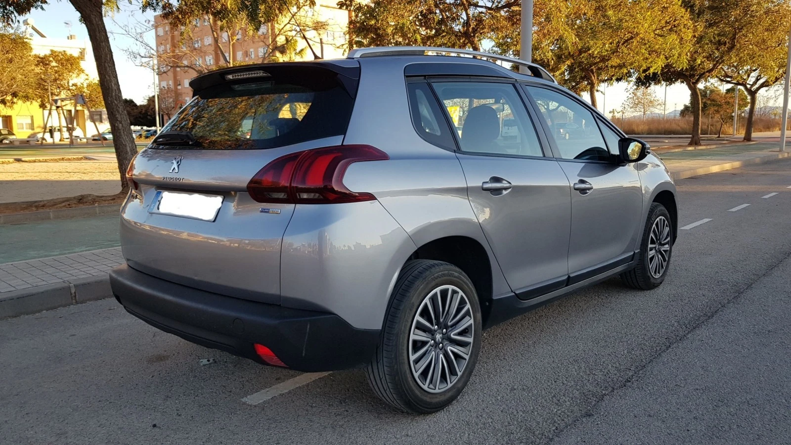 Peugeot 2008 110hp. Facelift! - изображение 5