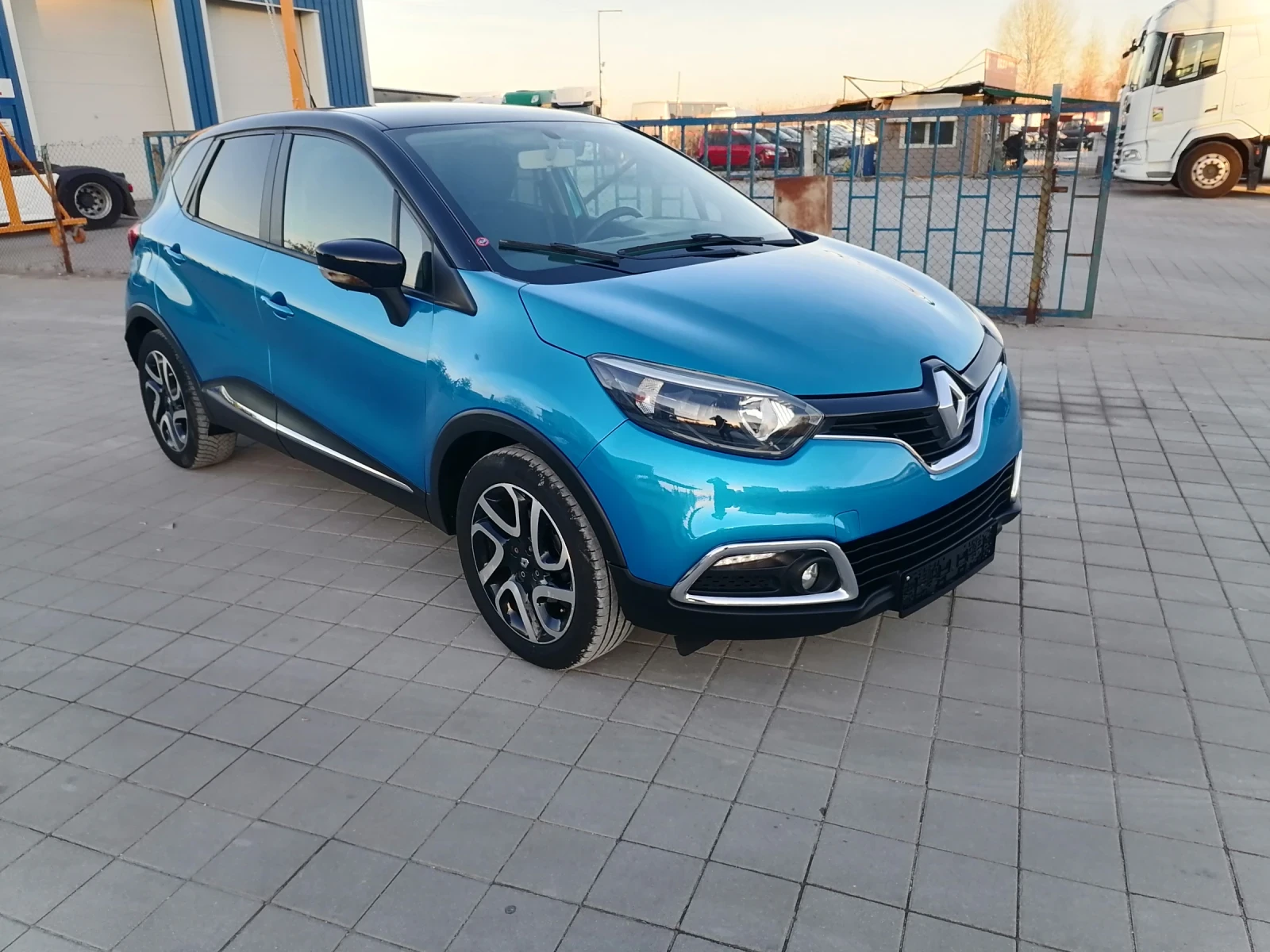 Renault Captur  - изображение 8