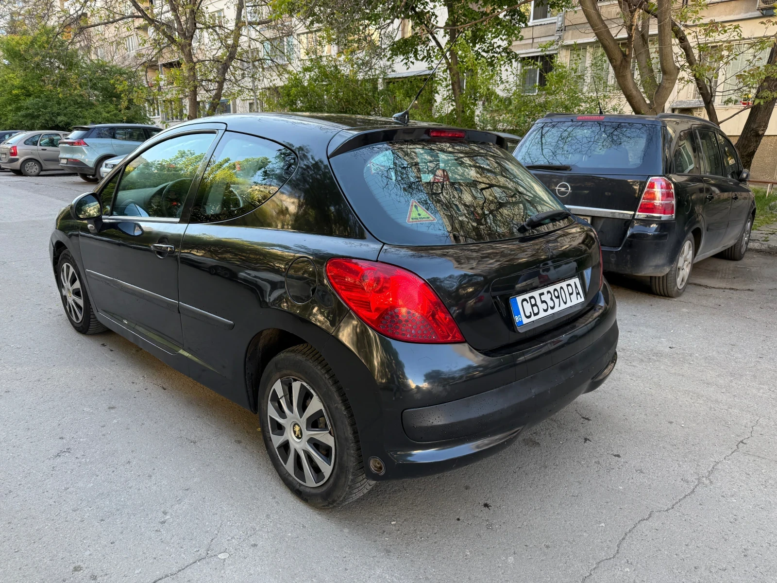 Peugeot 207 1.4 гоз инжекцион - изображение 5