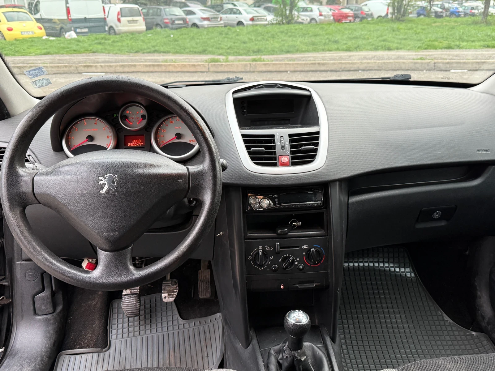 Peugeot 207 1.4 гоз инжекцион - изображение 8