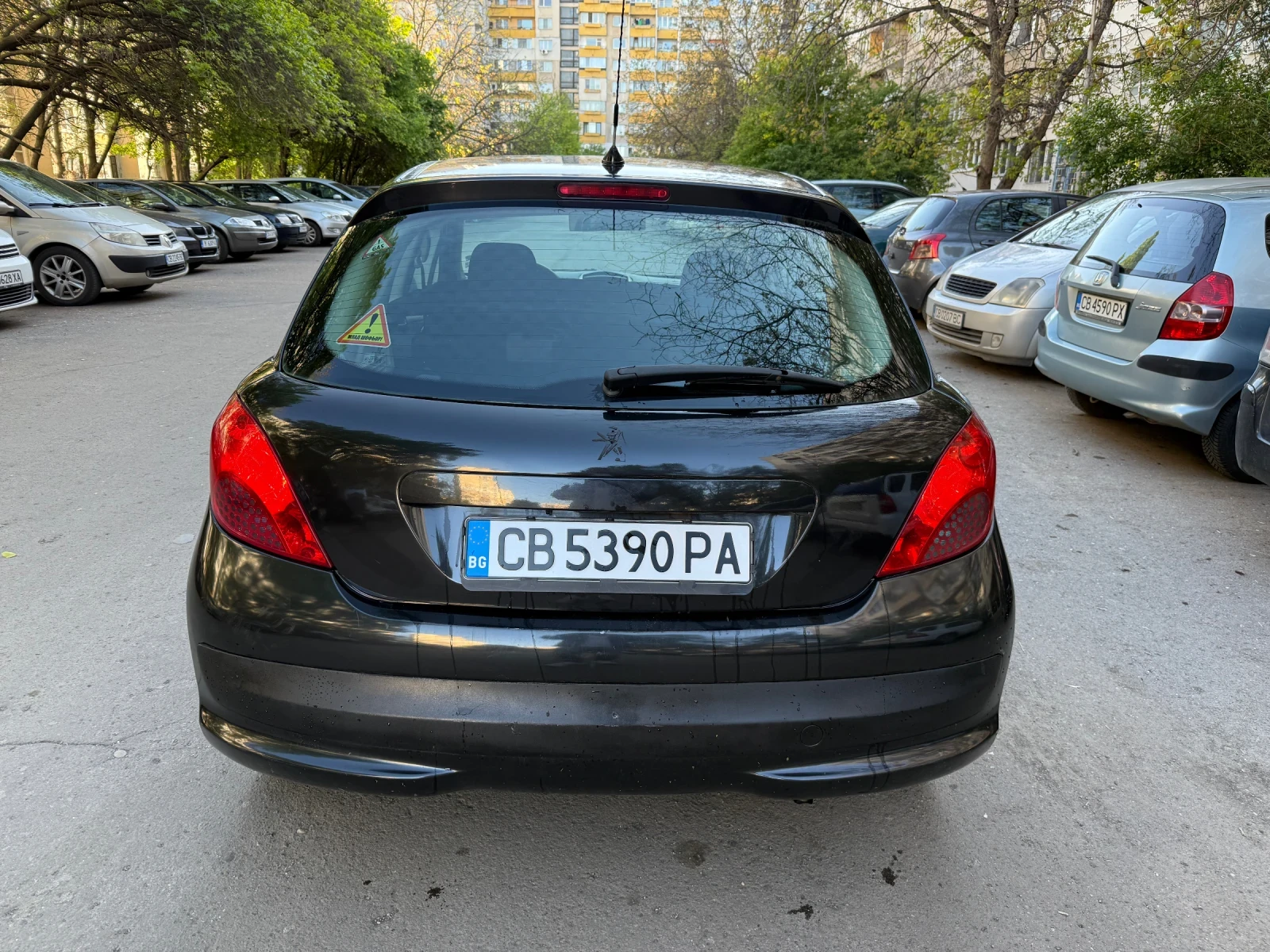 Peugeot 207 1.4 гоз инжекцион - изображение 4
