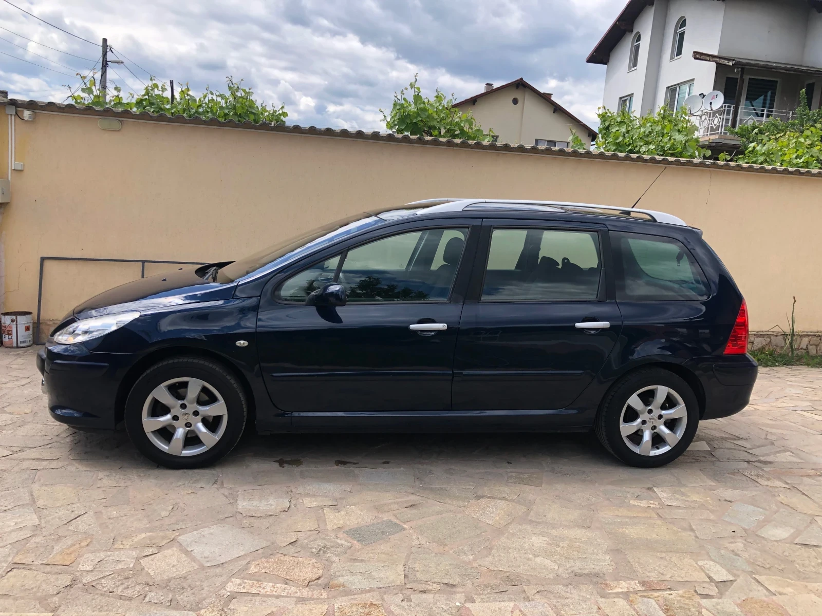 Peugeot 307 2.0 140к. Автоматик. - изображение 4