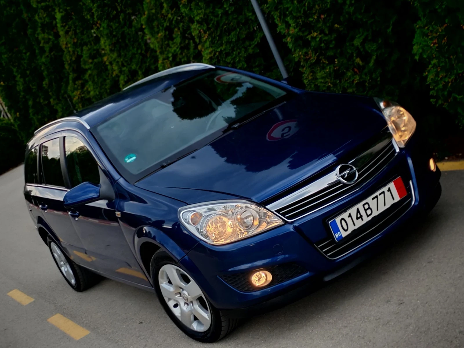 Opel Astra 1.9CDTI(101)* 6-СКОРОСТИ* FACELIFT* НОВ ВНОС*  - изображение 9