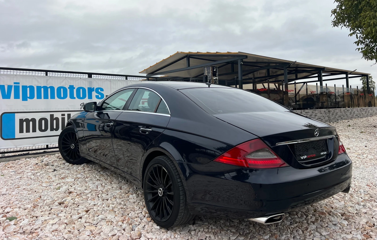 Mercedes-Benz CLS 320 CDI AMG-PAKET/FACELIFT/XENON/NAVI/KOJA/UNIKAT - изображение 4