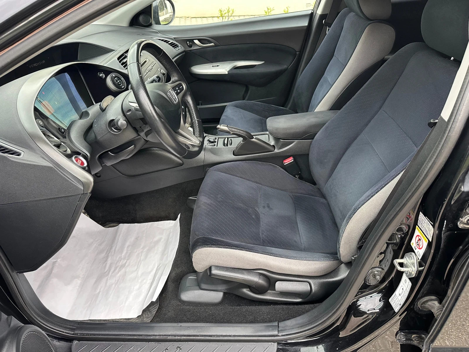 Honda Civic 1.8V-TEC//ГАЗОВ ИНЖ//EXECUTIVE - изображение 9