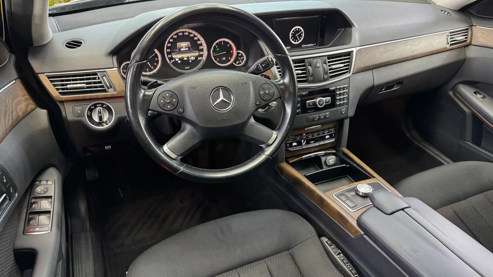 Mercedes-Benz E 250 4Matic Elegance ���� ��� | Mobile.bg � ����������� 9