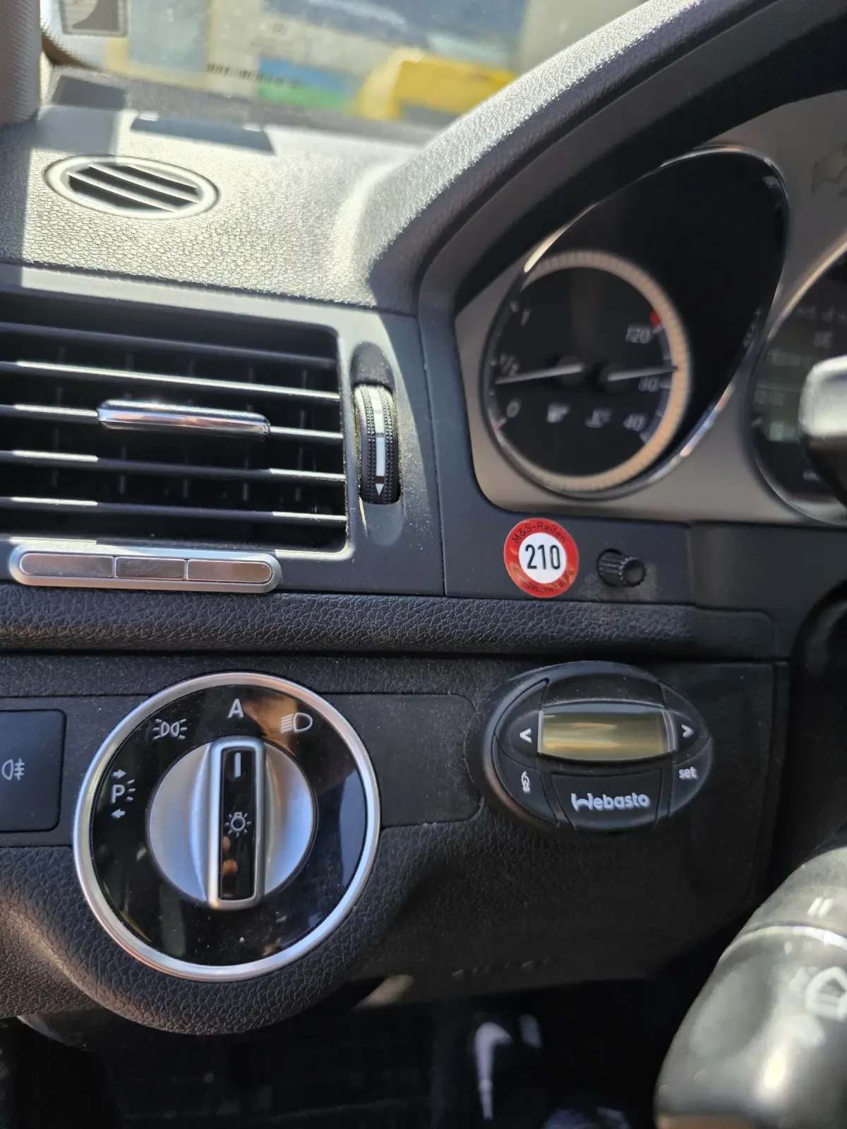 Mercedes-Benz C 250 C 250CDI , снимка 13 - Автомобили и джипове - 54225845